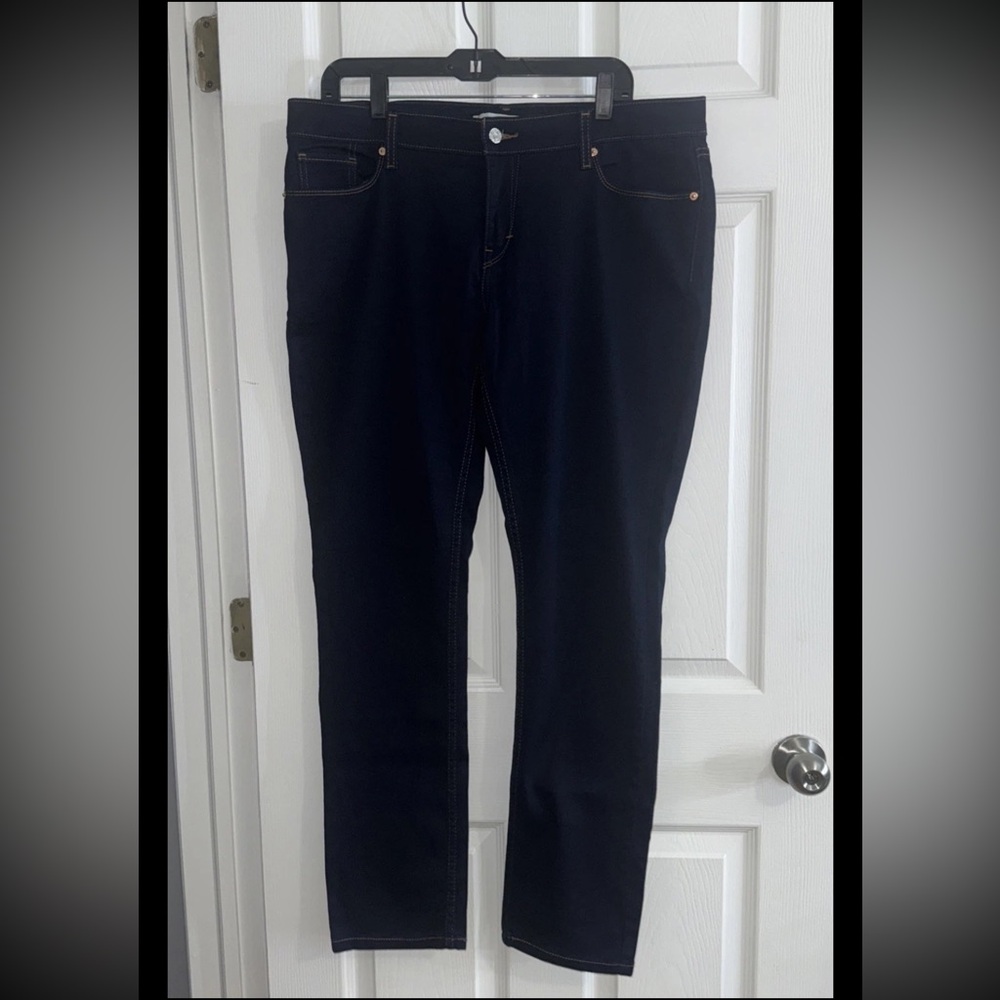 Levi's Women's Classic Mid Rise Skinny Jeans Dark Blue 524 Skinny 15